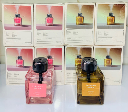 دستگاه خوشبوکننده شارژی و پخشکننده اسانس طرح ادکلن مدل Perfume